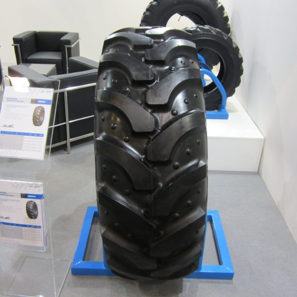 19.5L-24 16PR MS904 MAXAM R4 TL