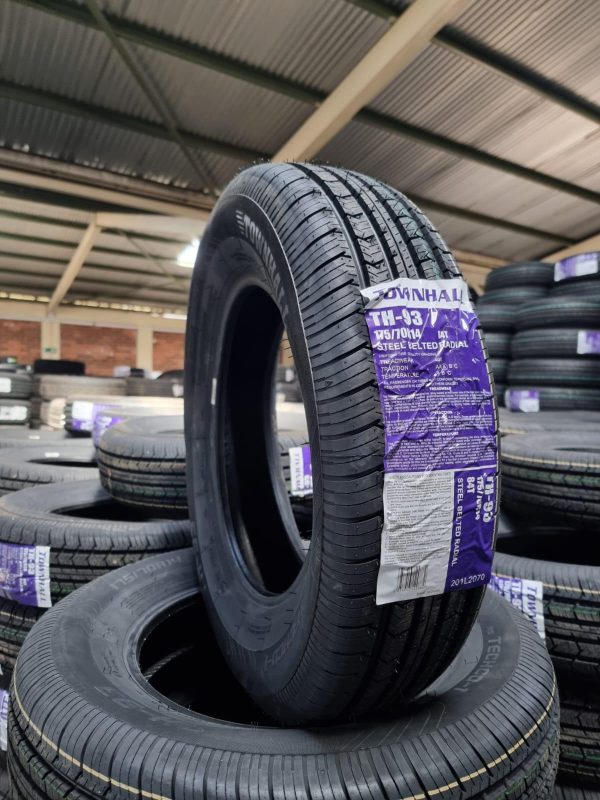 175/70R14 84T TH93 TOWNHALL