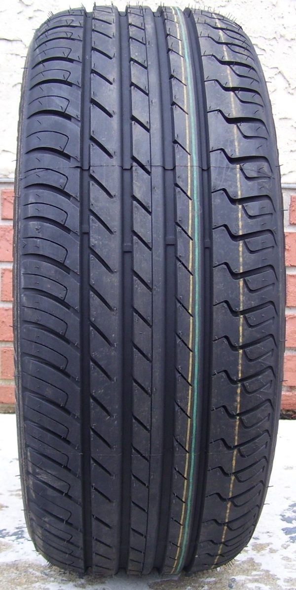 215/60R15 94H TR918 TRIANGLE